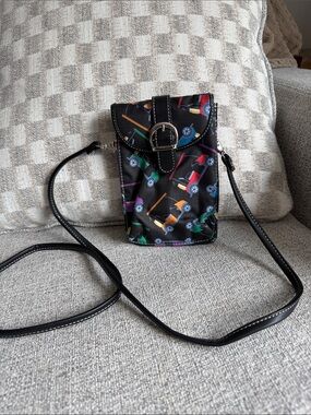 Sydney Love Sport Golf Cart Print Phone Crossbody Bag Black Novelty Golf Purse